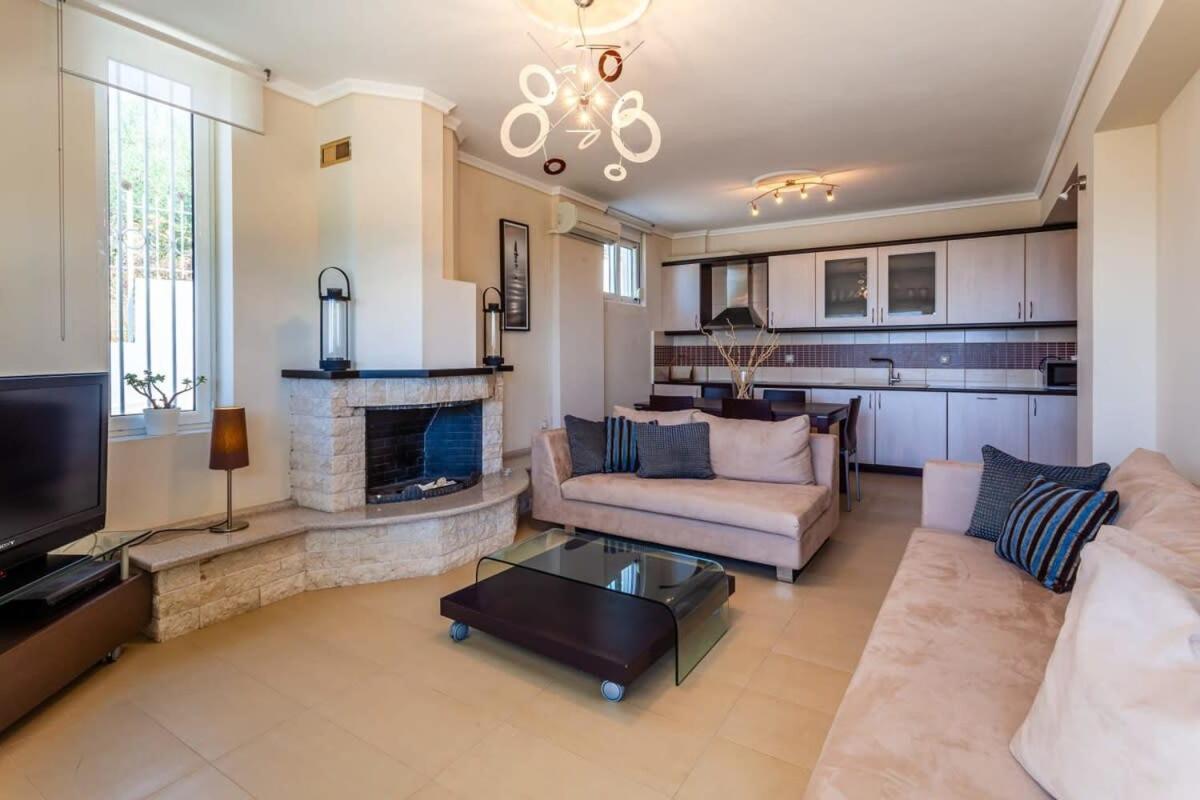 הוילה קלמאטה Aigli Fully Equipped Getaway - Seaview Lux Retreat מראה חיצוני תמונה