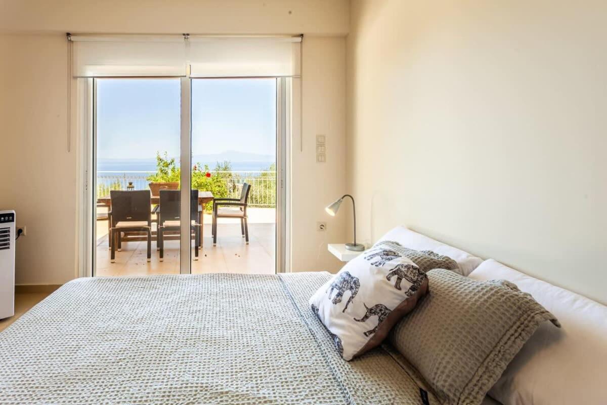 הוילה קלמאטה Aigli Fully Equipped Getaway - Seaview Lux Retreat מראה חיצוני תמונה